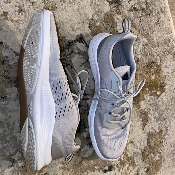 Gray Adidas shoes - Picture 2 of 4